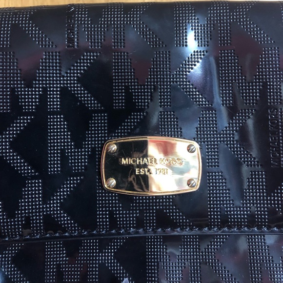 Michael Kors Shoulder Bag - Picture 3 of 4